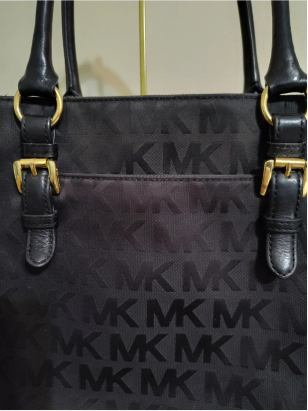 Women's Michael Kors Tote Bag One Size Black Gold